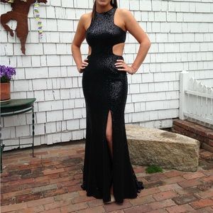 Black sequin Tiffany dress in a size 4